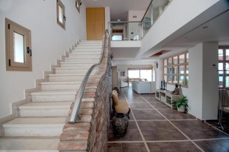 Ammoudara bei Agios Nikolaos Kreta, Ammoudara bei Agios Nikolaos: Hochexklusive fünf-Schlafzimmer-Villa mit traumhafter Aussicht Haus kaufen